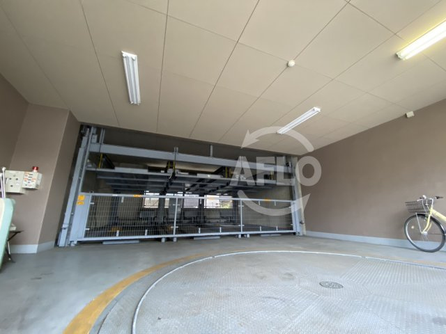 リーガル天神橋の駐車場|リーガル天神橋　駐車場