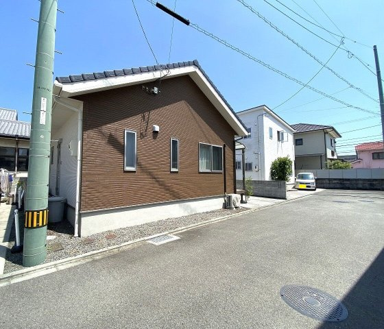 【前面道路含む現地写真】の画像