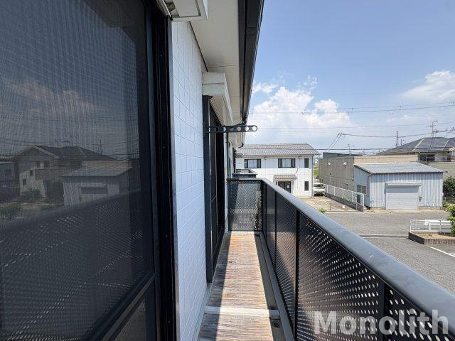 大町ガーデンライフE棟のバルコニー