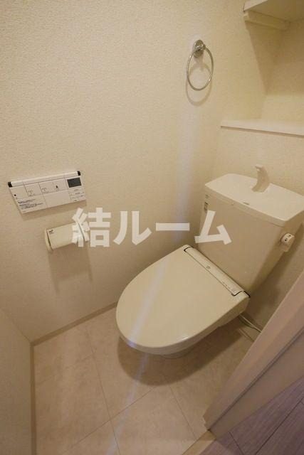 練馬区旭町３丁目の賃貸マンションのトイレ