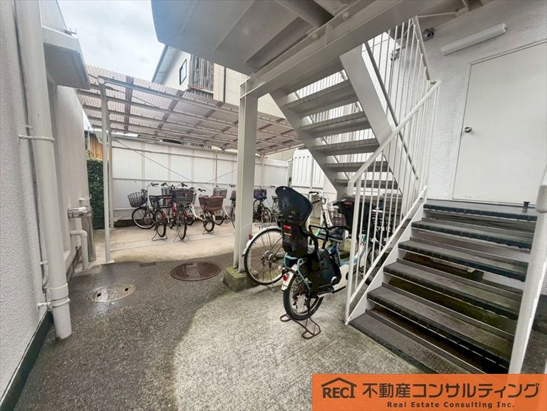 西宮東パークマンションの駐車場