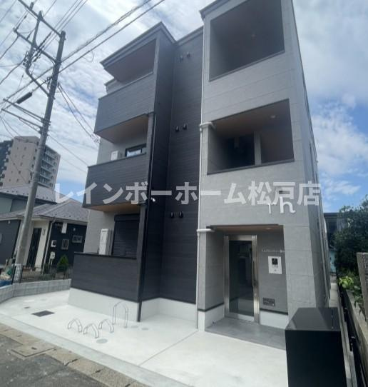 リュクスシティー鎌ヶ谷の外観