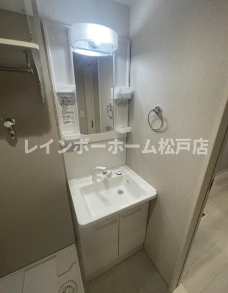 リュクスシティー鎌ヶ谷の洗面所|※別部屋参考写真