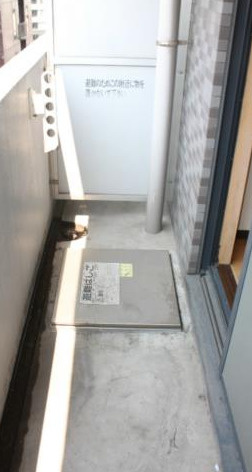 スカイコート銀座東のバルコニー