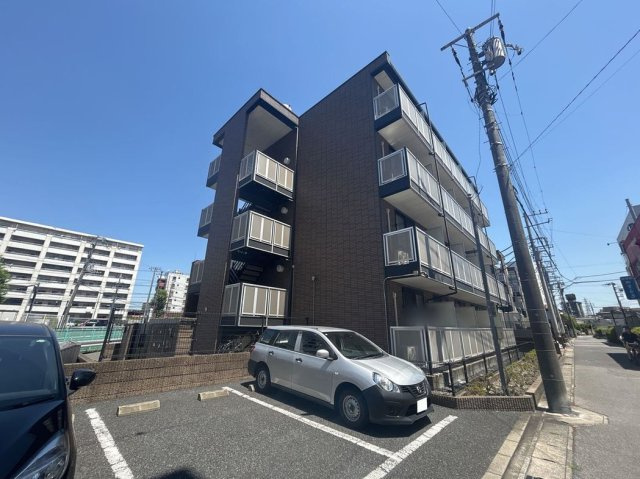 レオパレスクローバーの外観