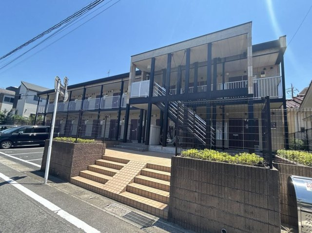 レオパレスシャンブル参番館