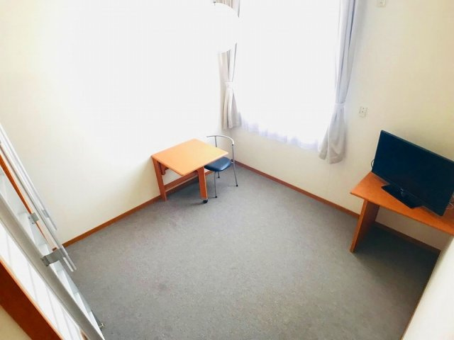 レオパレスシャインの寝室