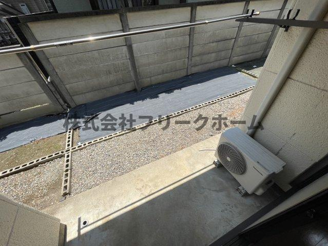 武蔵野市境５丁目のアパートのバルコニー