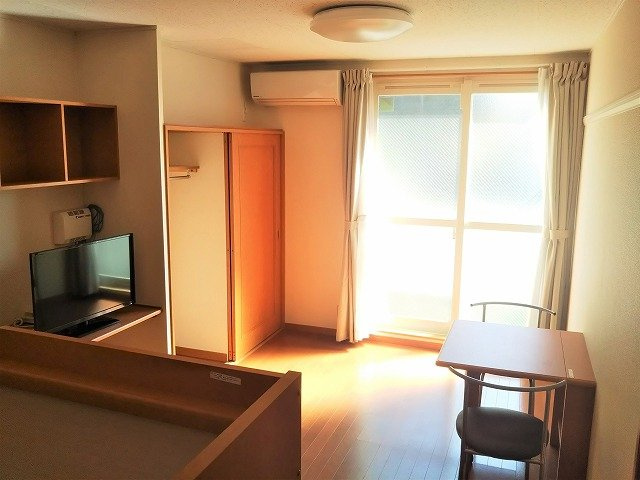 レオパレスＢ＆Ｗの居間・リビング