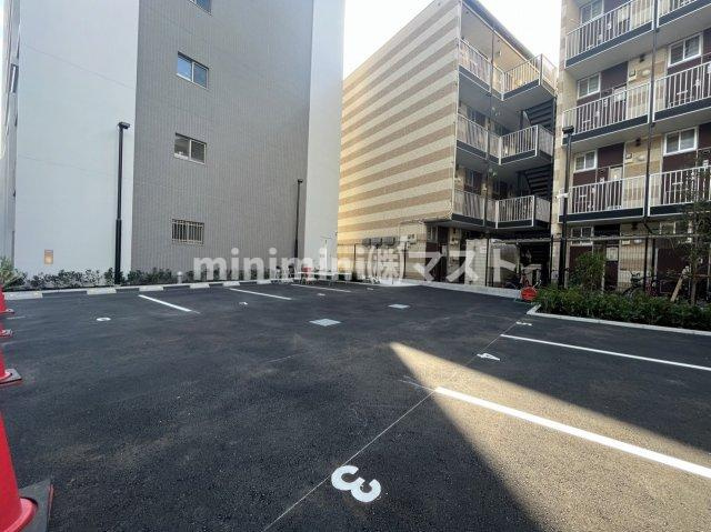 リヴェント難波サウスの駐車場