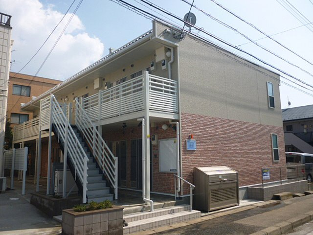 レオネクストレセーナの外観