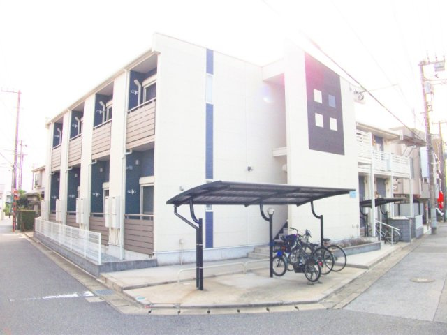 レオネクストネオエスト花園の外観