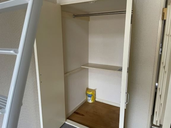 レオパレスフラワーアイランドの内装