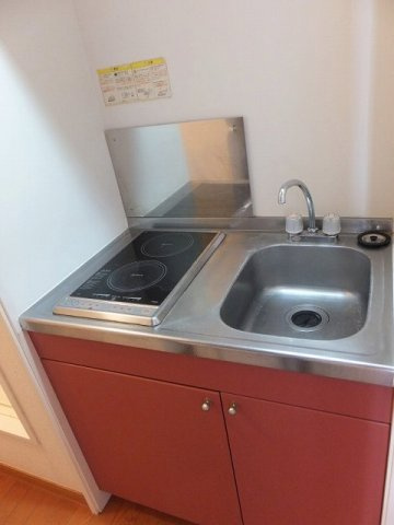 レオパレスまつやのキッチン|2口電気コンロ