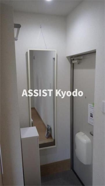 サンコート千歳烏山の玄関