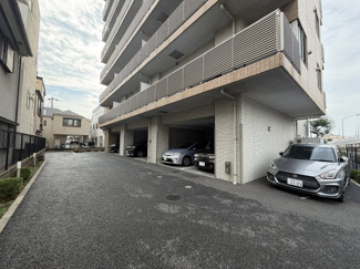 【駐車場】 | ドム―ル新小岩プレミアムレジデンス | 大型車も駐車可能♪