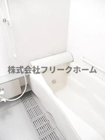 小金井市梶野町５丁目の賃貸マンションの浴室