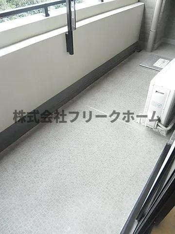 小金井市梶野町５丁目の賃貸マンションのバルコニー