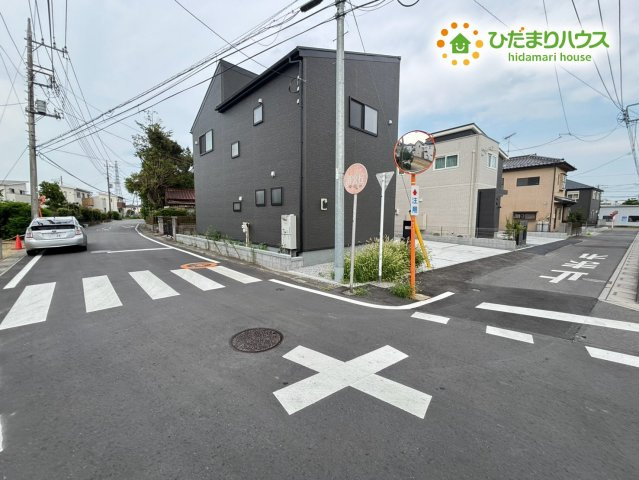 鴻巣市袋　未入居住宅　01の前面道路含む現地写真