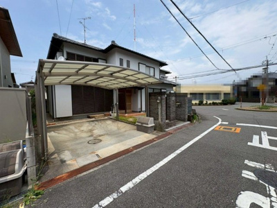 【外観】 | 引野町２丁　中古一戸建 | 【全居室６帖以上】ゆとりある住まいでのびのび新生活をここではじめませんか！資料請求だけでもお気軽にお問い合わせ下さい！