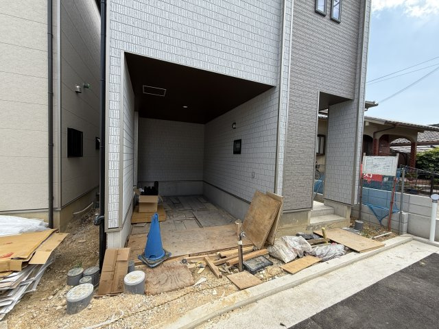 日置荘西町６丁の駐車場