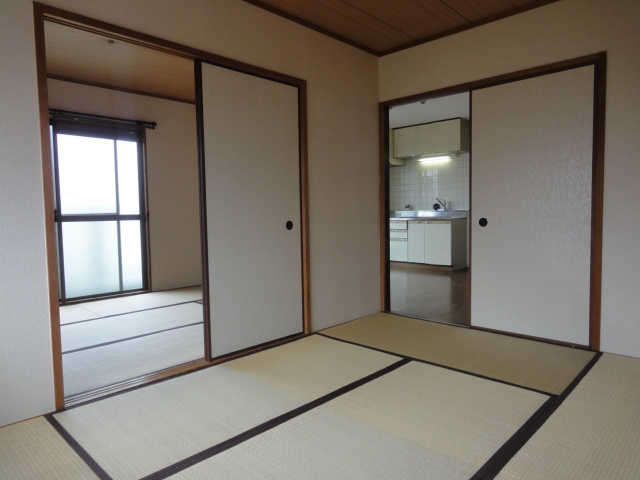 ハイツ中山の和室