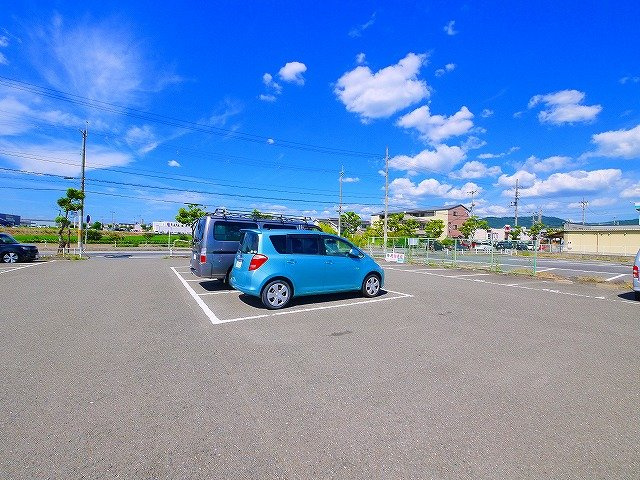 Ｋ・Ｙモータープールの駐車場