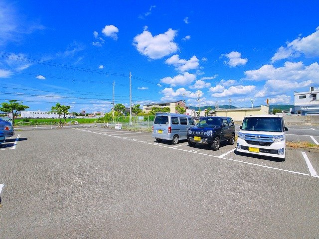 Ｋ・Ｙモータープールの駐車場