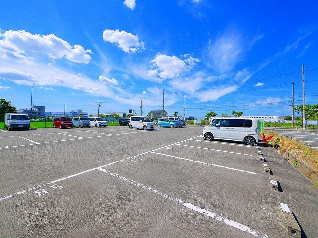 Ｋ・Ｙモータープールの駐車場
