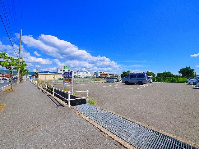 Ｋ・Ｙモータープールの駐車場