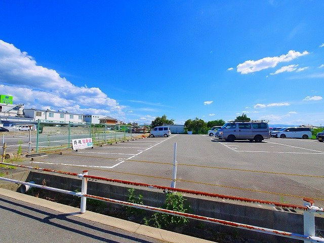 Ｋ・Ｙモータープールの駐車場
