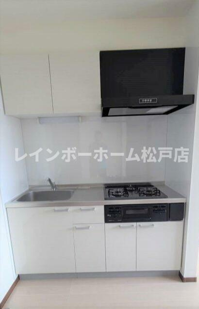 スカイヒル北小金のキッチン|お料理しやすいキッチンです