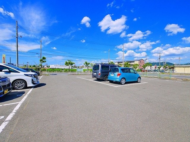 Ｋ・Ｙモータープールの駐車場