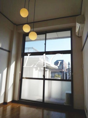 【居間・リビング】 | ホーマット青戸 | 洋室のお部屋です。