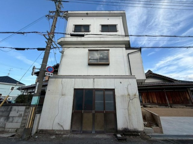 泉南市信達市場戸建の外観