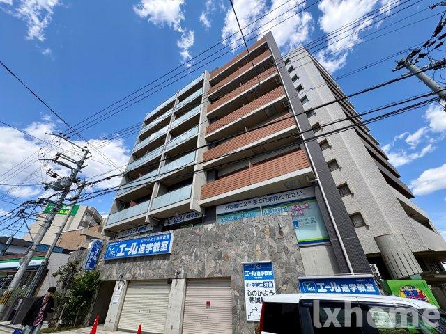 OAZO千里丘の外観
