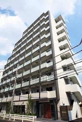 【外観】 | エスティメゾン中野 | 鉄筋コンクリート造のがっちりとした建物。