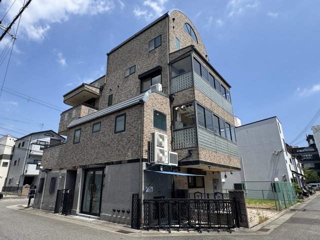 神戸市須磨区千歳町１丁目戸建の外観