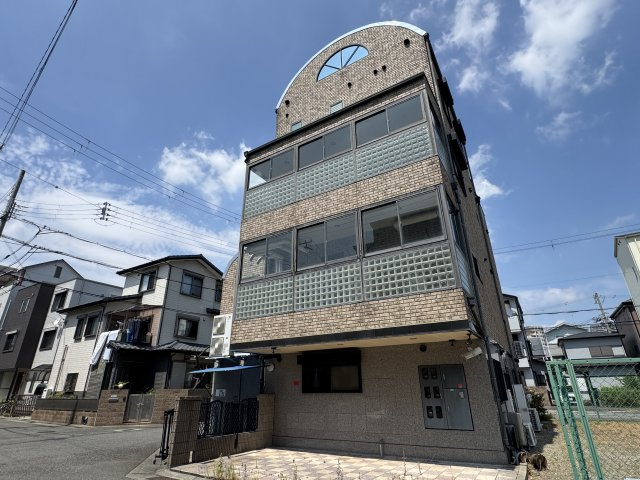 神戸市須磨区千歳町１丁目戸建の外観