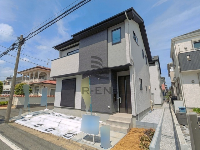 【外観】 | 練馬区大泉学園町８丁目　新築戸建て | 落ち着いた街並みに映える、洗練された外観デザイン