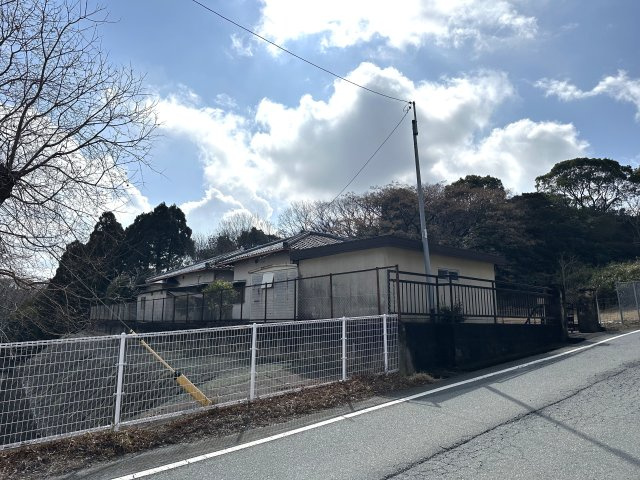 上津町土地の外観