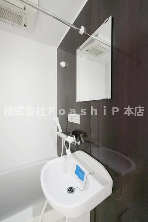 コーポRiNの洗面所