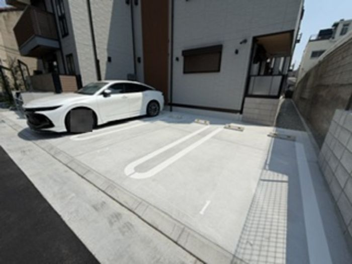 Field courtの駐車場