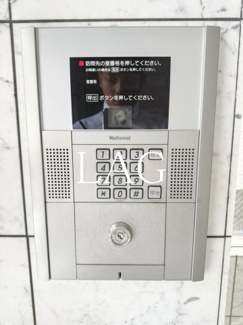 【セキュリティ】 | クリスタルステーション | オートロックです。