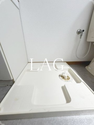 【設備】 | クリスタルステーション | 室内洗濯機置き場です。