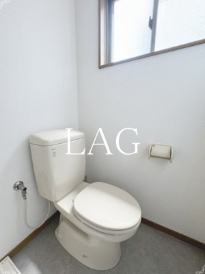 【トイレ】 | クリスタルステーション | トイレです。