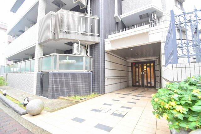 【エントランス】エスリード中山手県庁前
