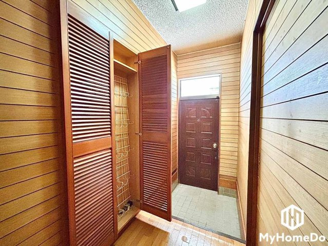 守山区川西2丁目　の玄関