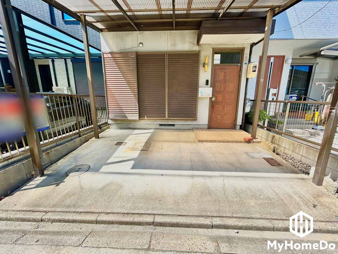 守山区川西2丁目　の駐車場