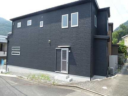 安佐北区亀山南２丁目の外観